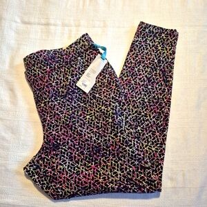 Livi Active women's size 18/20 logo design on black leggings NWT